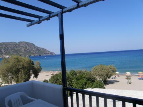 Bay Watch Aparthotel Karpathos Bagian luar foto