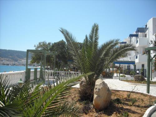 Bay Watch Aparthotel Karpathos Bagian luar foto
