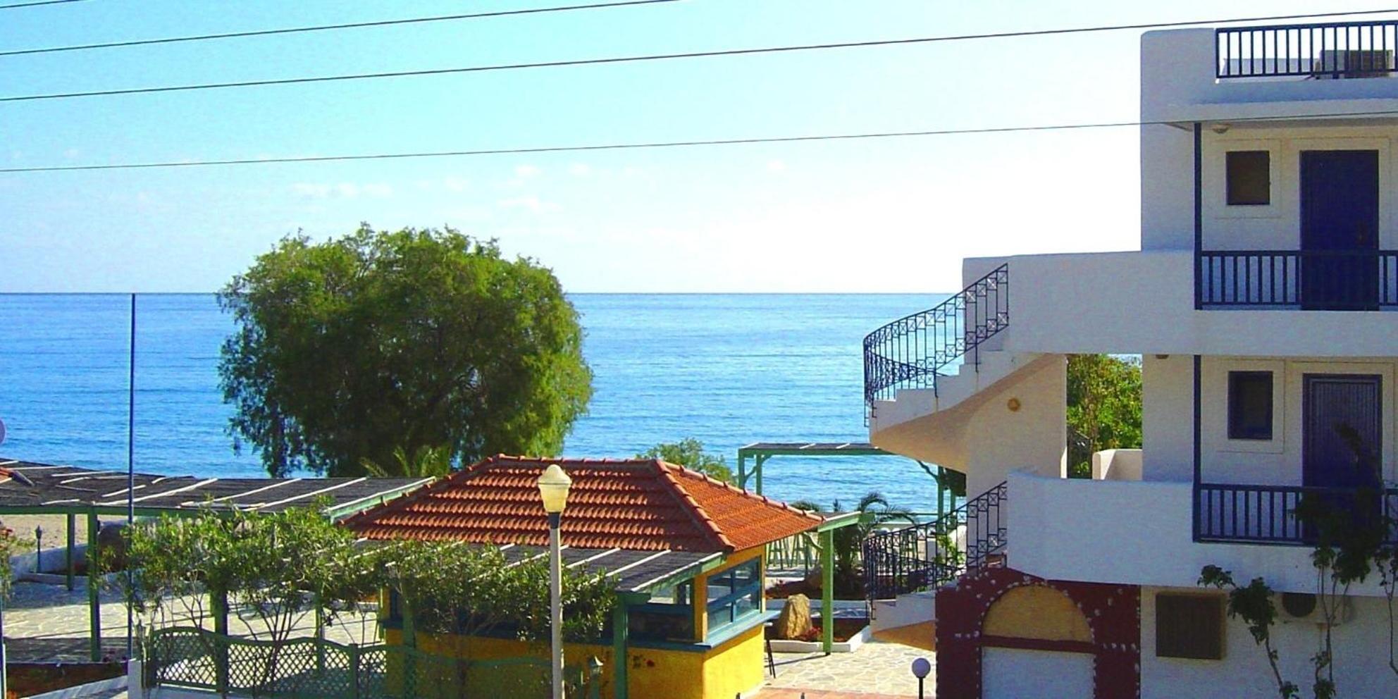 Bay Watch Aparthotel Karpathos Bagian luar foto